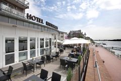 Terrasse-Hotel-am-Rhein