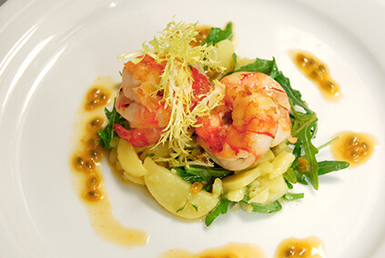 Wellnessbereich mit Essen